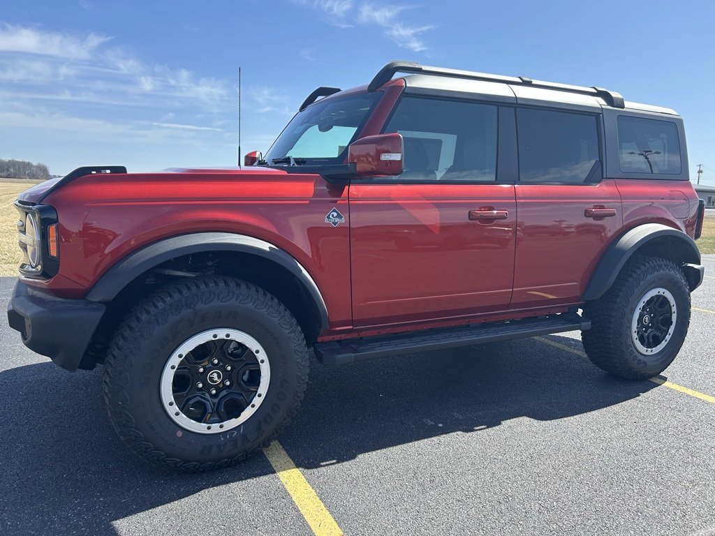 2024 Ford Bronco Outer Banks photo 31