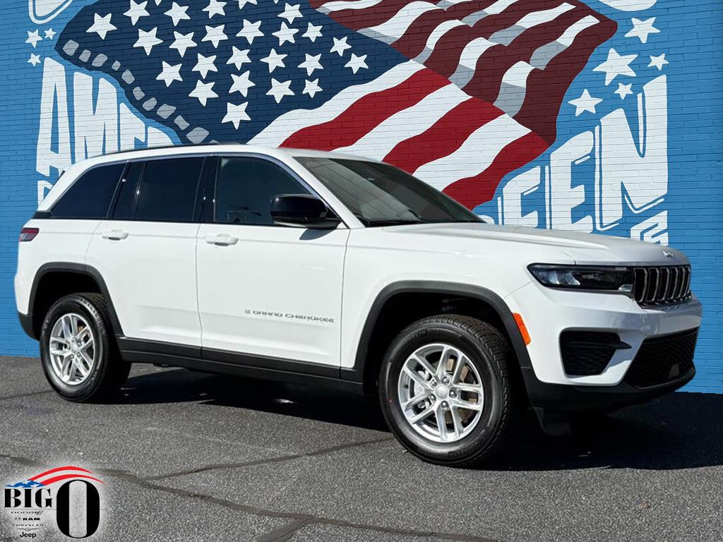 2025 Jeep Grand Cherokee Laredo's photo