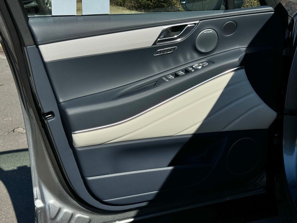2025 Genesis GV80 3.5T Prestige photo 22