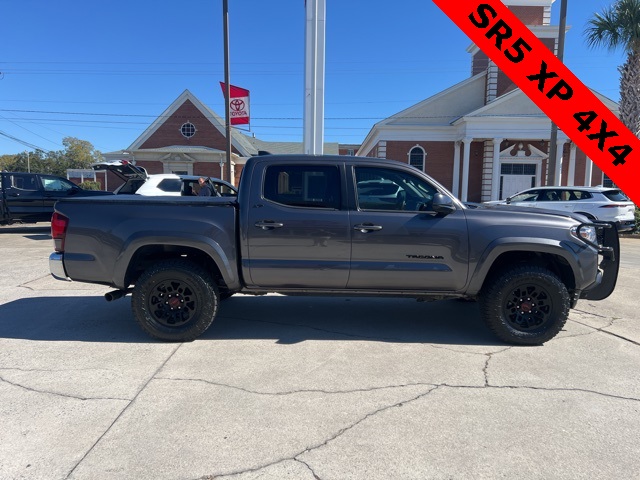 2022 Toyota Tacoma SR5 photo 4