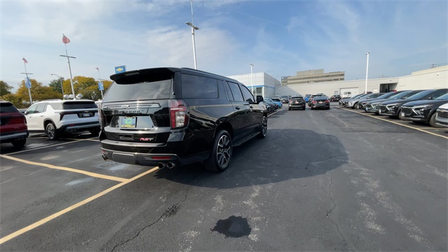 2022 CHEVROLET SUBURBAN - Image 8