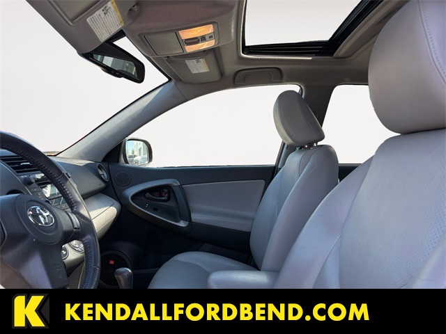 2010 Toyota RAV4 Limited photo 3
