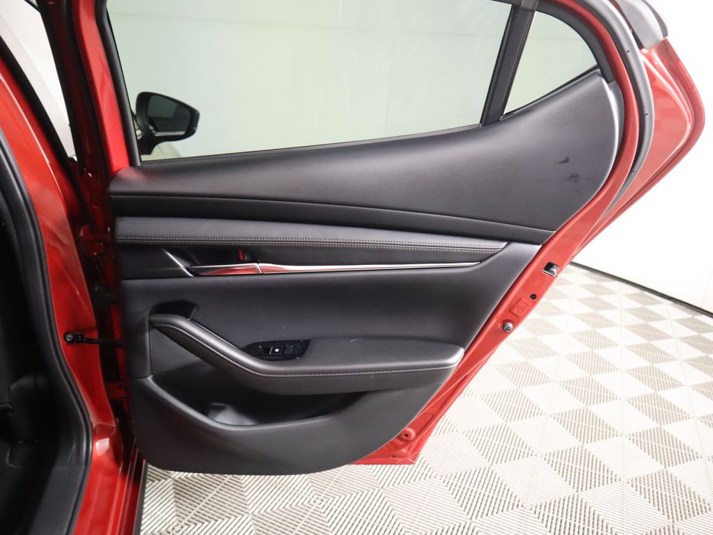 2023 Mazda Mazda3 2.5 s Preferred photo 25