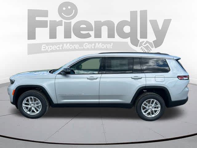 2025 Jeep Grand Cherokee Laredo X photo 6