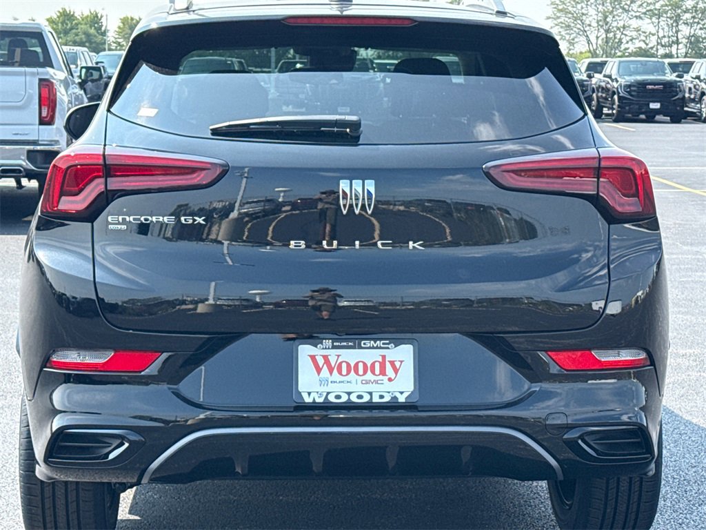 2026 Buick Encore GX Sport Touring photo 3