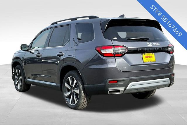 2025 Honda Pilot Touring photo 3