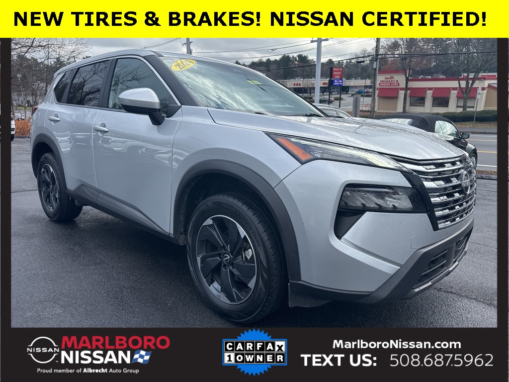 2024 Nissan Rogue SV's photo