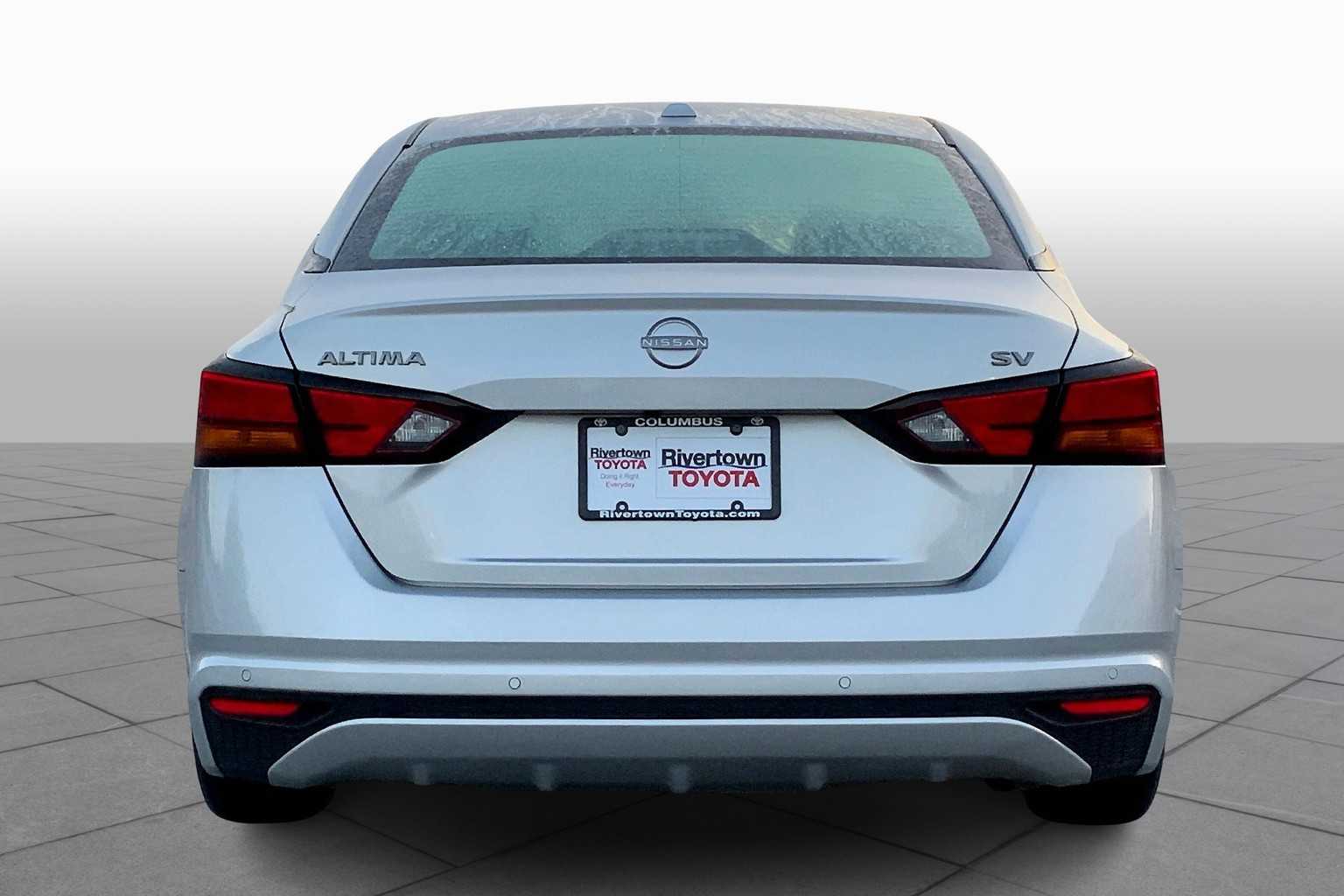 2023 Nissan Altima 2.5 SV photo 4