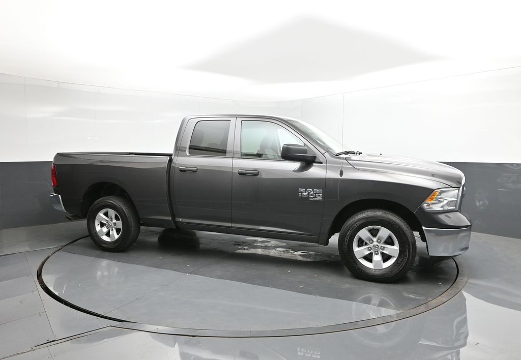 2024 Ram 1500 Classic SLT photo 16