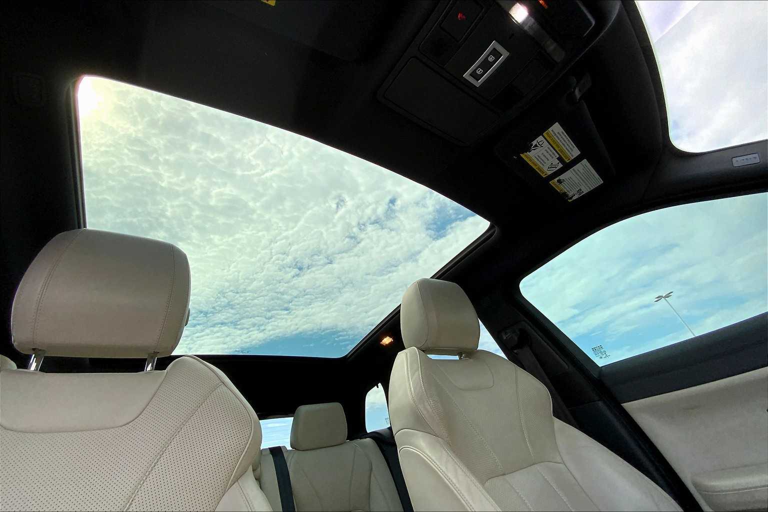 2018 Land Rover Range Rover Evoque HSE Dynamic photo 13
