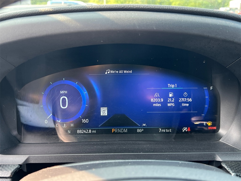 2022 Ford Explorer ST photo 14