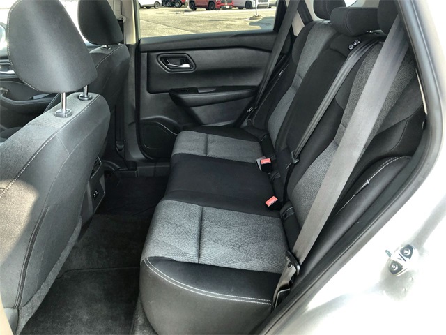 2024 Nissan Rogue SV photo 12