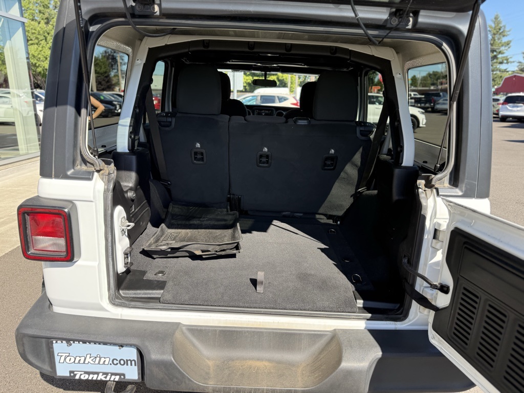 2020 Jeep Wrangler Unlimited Sport Willys photo 24