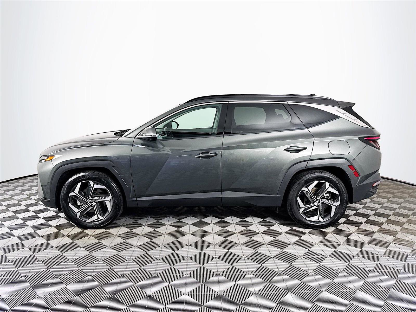 2022 Hyundai Tucson Limited photo 3