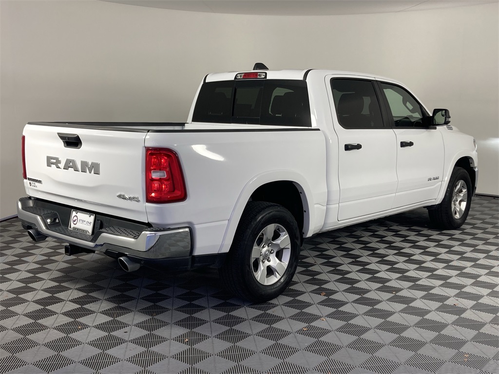 2025 Ram 1500 Big Horn Lone Star photo 3