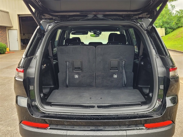2024 Jeep Grand Cherokee Altitude photo 10