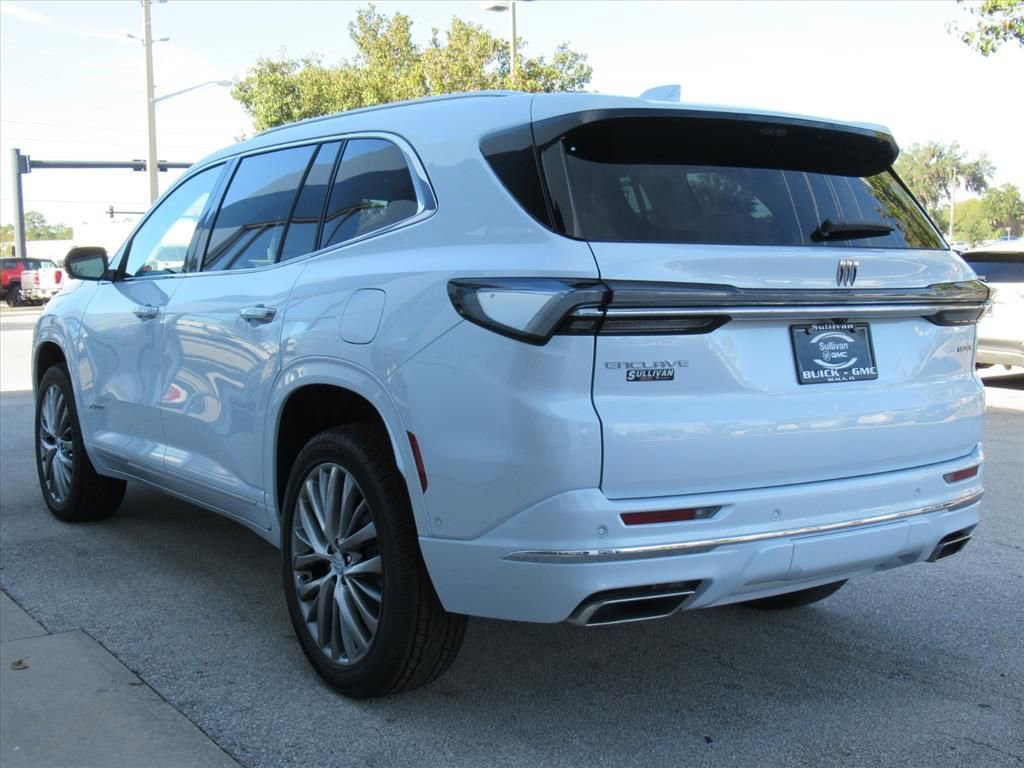 2026 Buick Enclave Avenir photo 4
