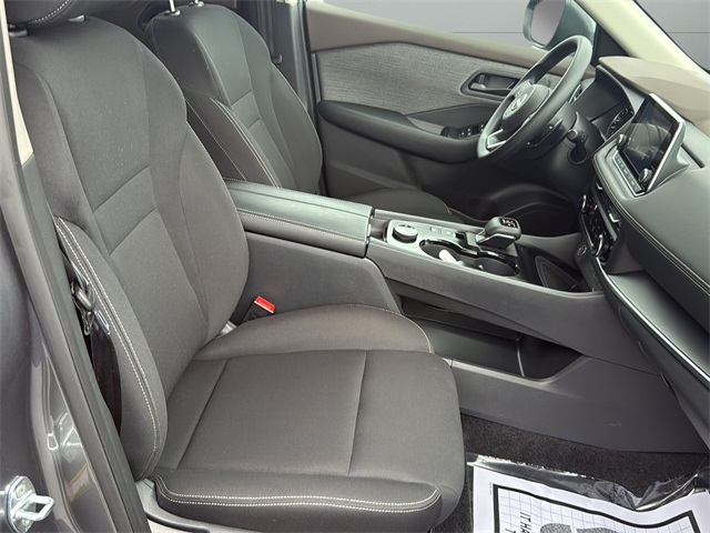 2023 Nissan Rogue S photo 6