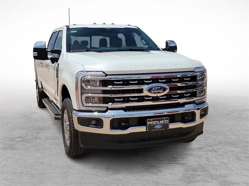 2025 Ford F-350 photo 2