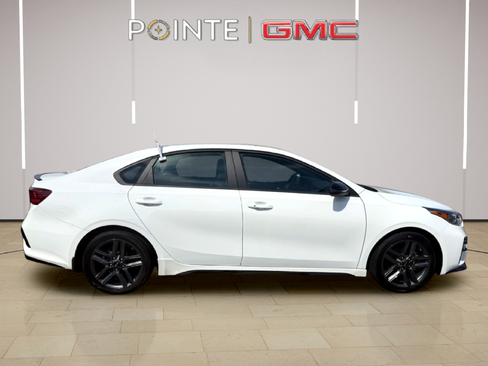 2021 Kia Forte GT-Line's photo