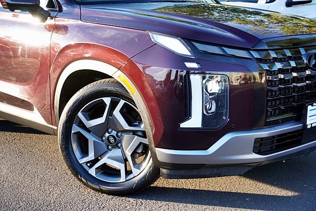 Used 2024 Red Hyundai Limited image 3