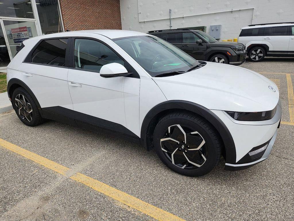 2023 Hyundai IONIQ 5 SEL's photo