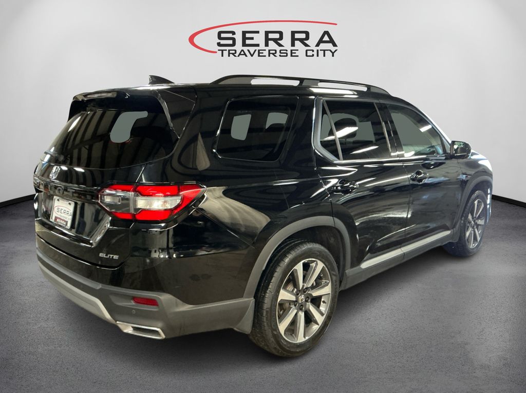 2023 Honda Pilot Elite photo 5