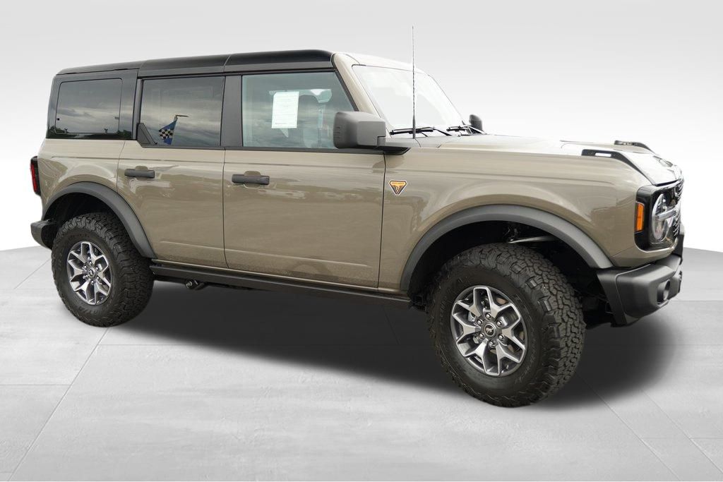 2025 Ford Bronco Badlands photo 4
