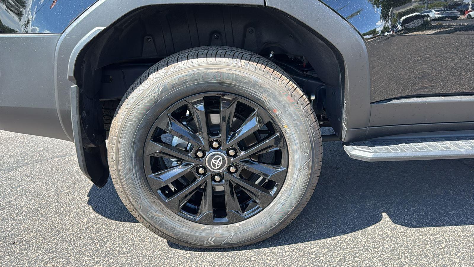 2025 Toyota Land Cruiser Base photo 9