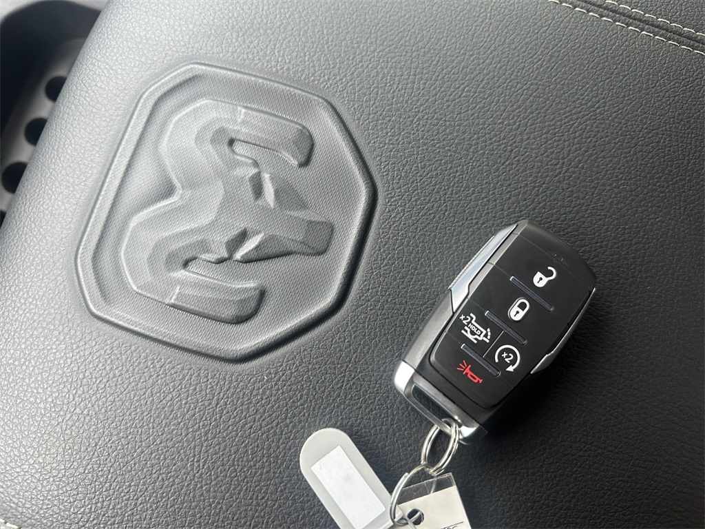 2025 Ram 2500 Laramie photo 35