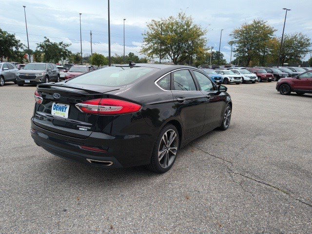 2020 Ford Fusion Titanium photo 5