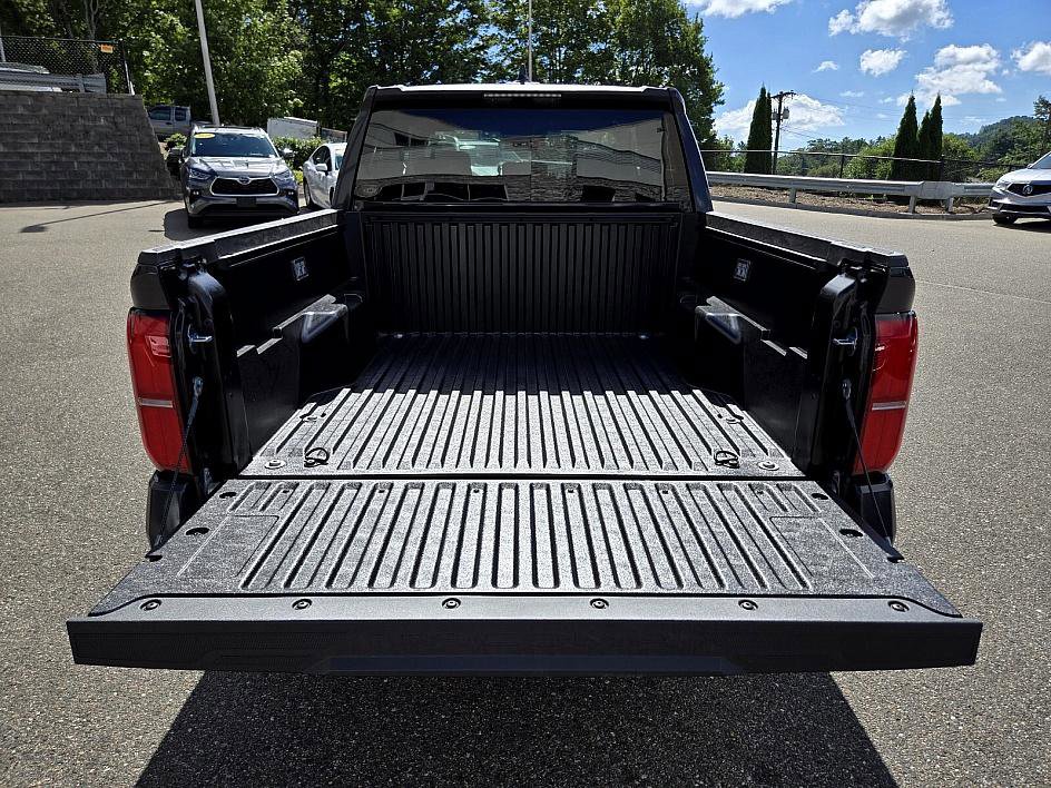 2025 Toyota Tacoma SR5 photo 15