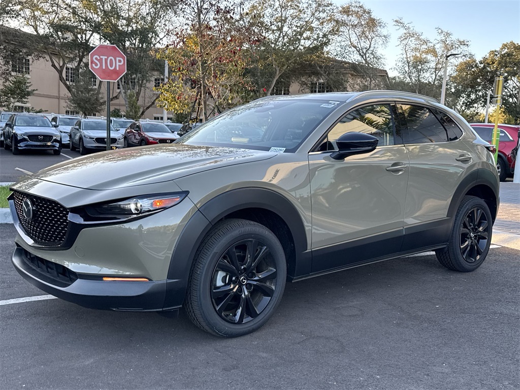 2024 Mazda CX-30 2.5 Turbo Carbon photo 9