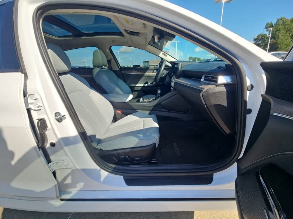 2024 Kia K5 EX photo 14