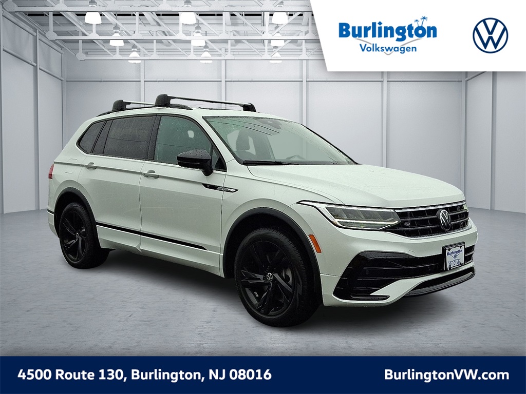 2024 Volkswagen Tiguan SE R-LINE BLACK