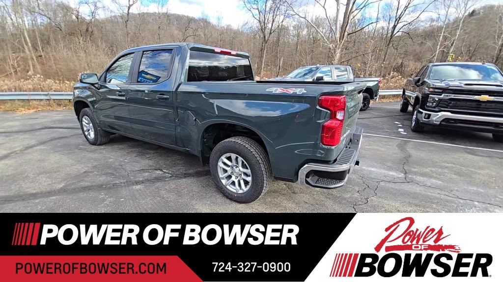 2025 Chevrolet Silverado 1500 LT photo 4