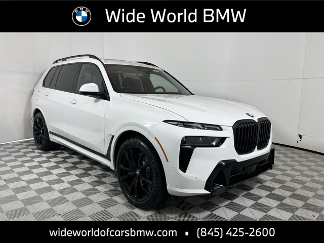 2026 BMW X7 40i's photo