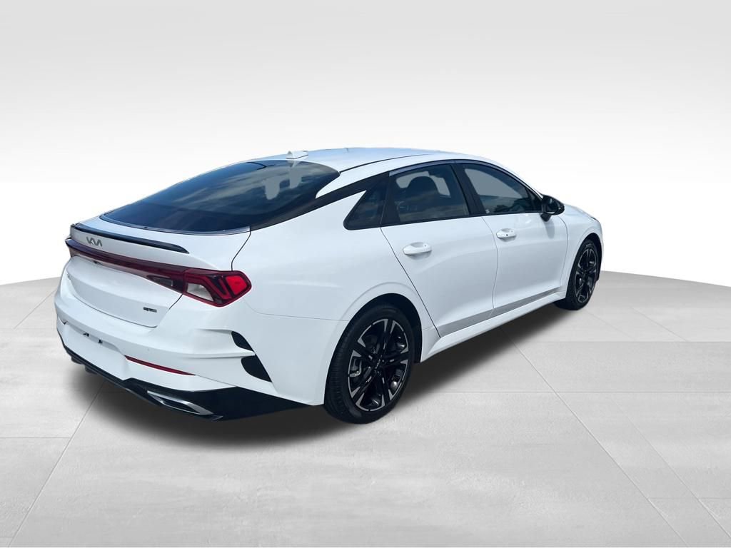 2024 Kia K5 GT-Line photo 5