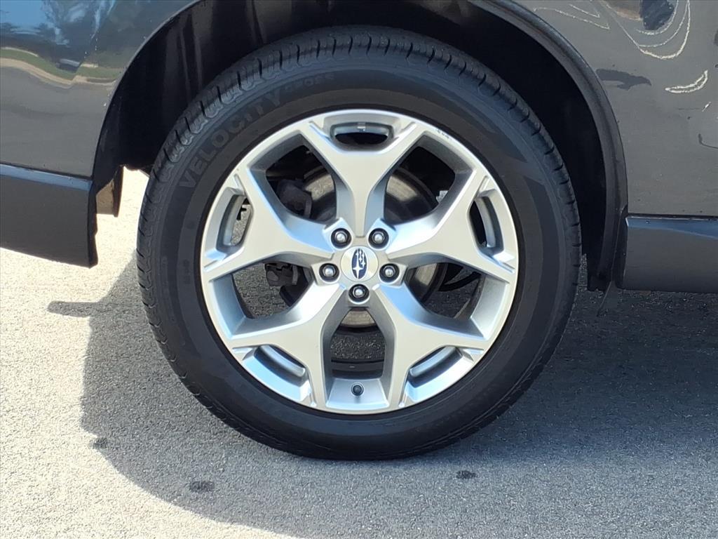 2018 Subaru Forester Touring photo 26