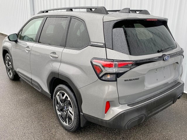2025 Subaru Forester Limited photo 4