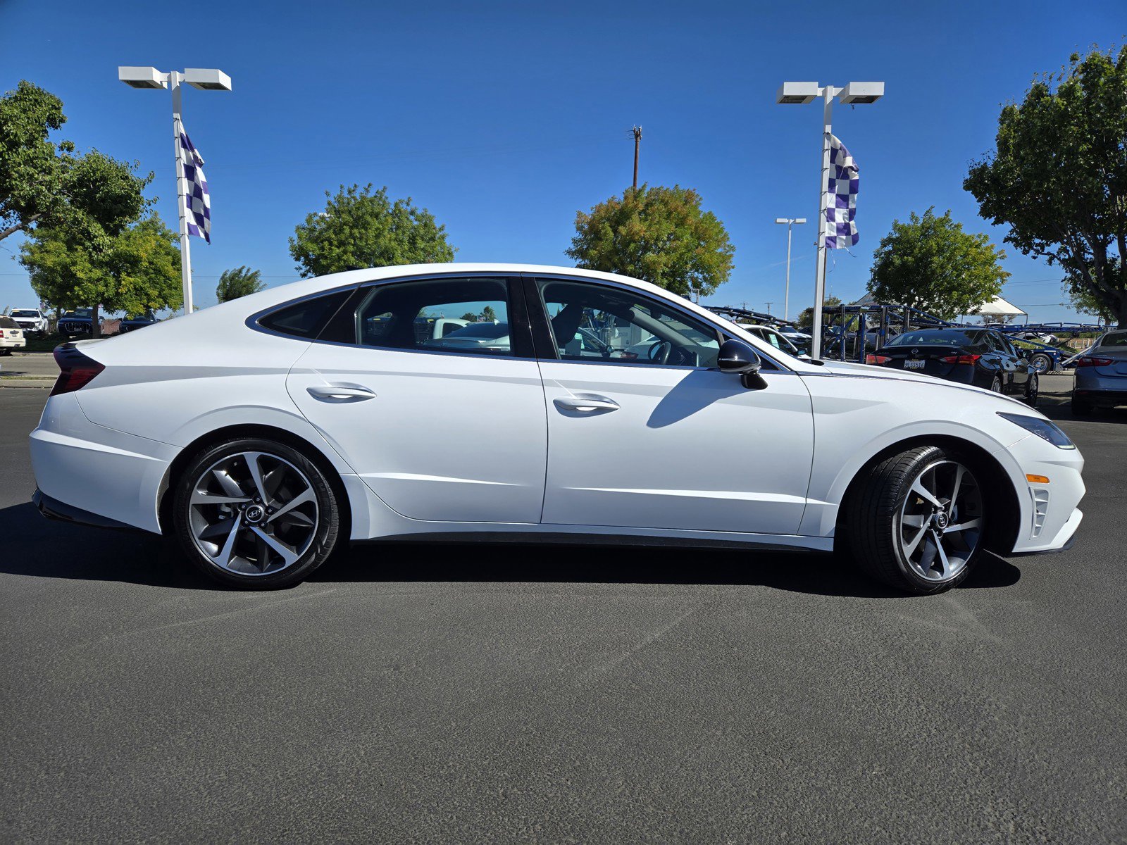 2023 Hyundai Sonata SEL Plus photo 3