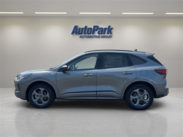 2024 Ford Escape ST-Line photo 4