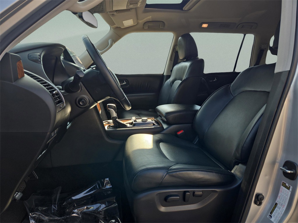 2024 Nissan Armada SL photo 10