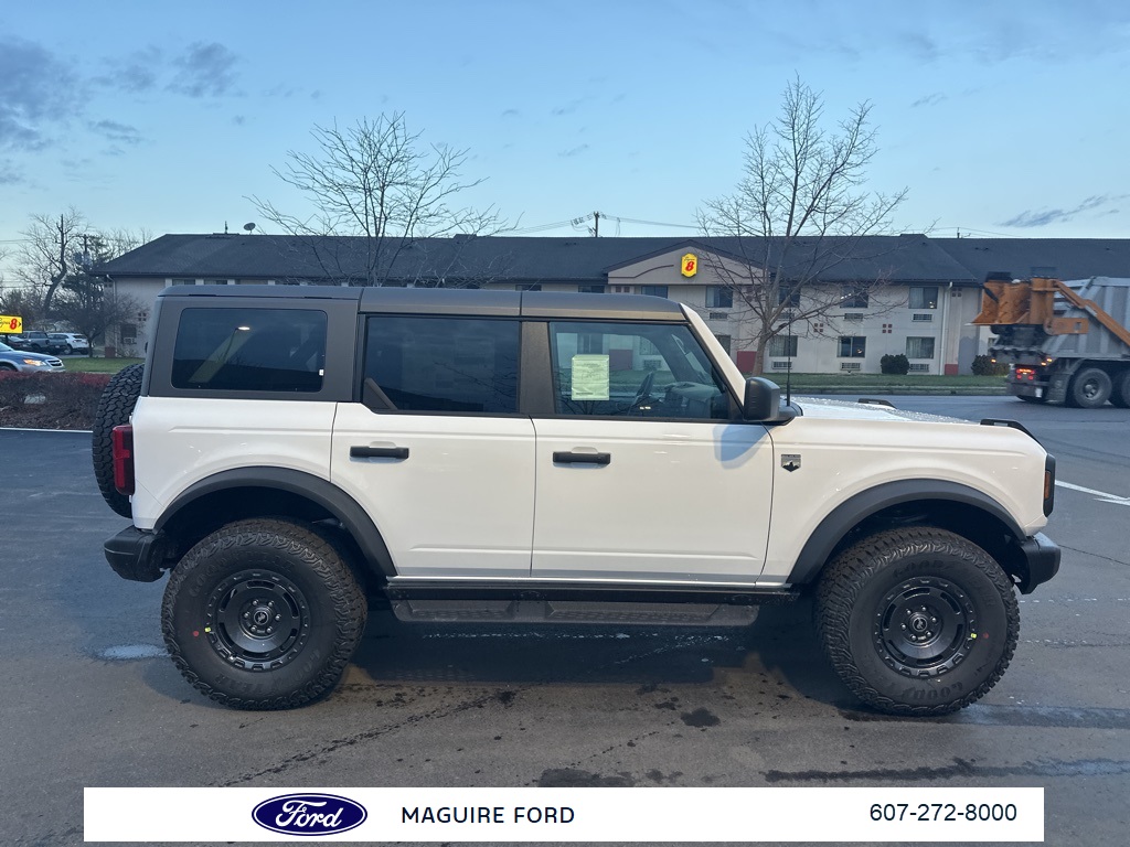 2025 Ford Bronco Big Bend photo 3