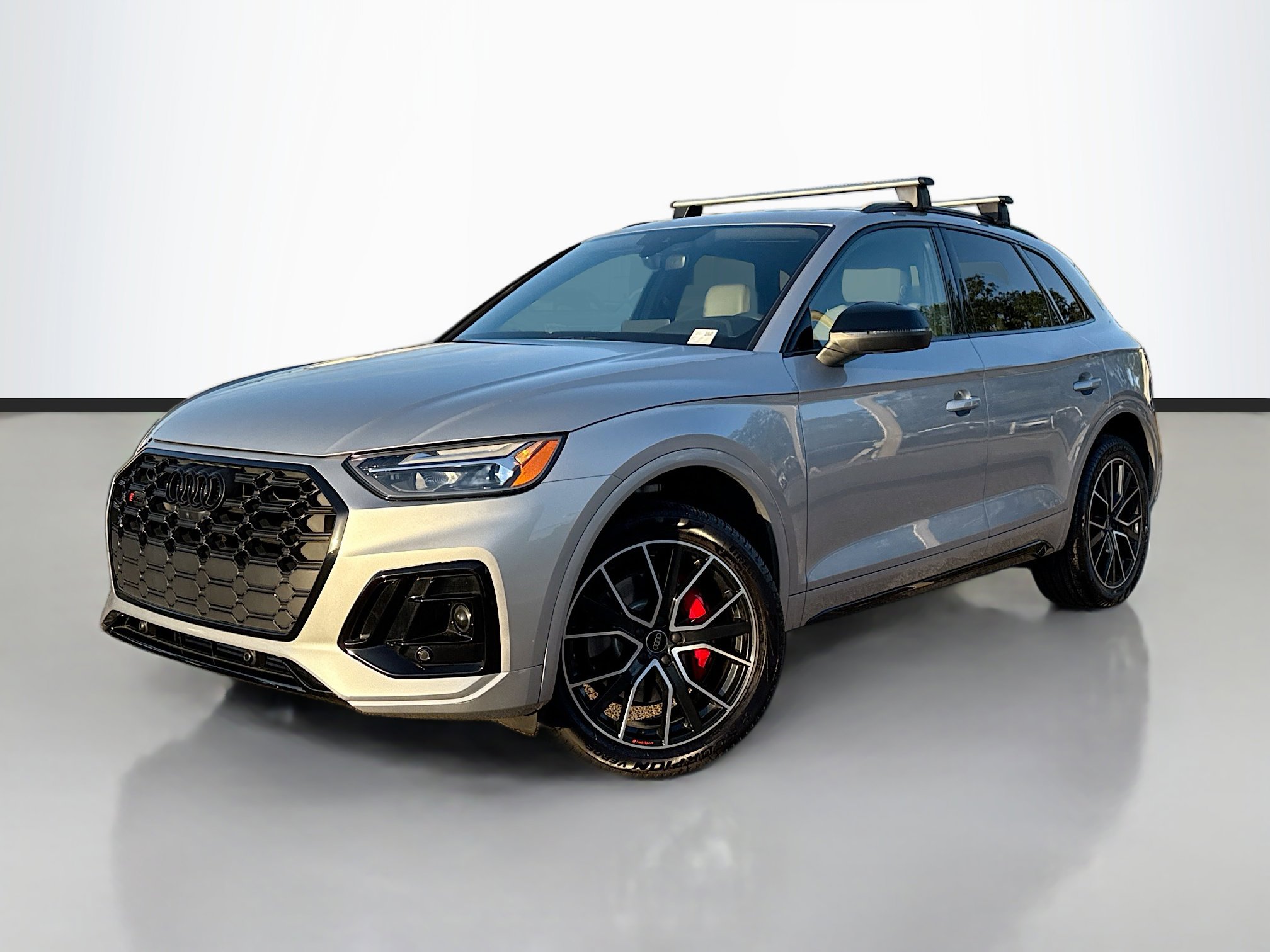 2025 Audi SQ5 Premium Plus's photo