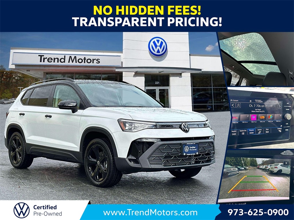 2025 Volkswagen Taos SE Black's photo