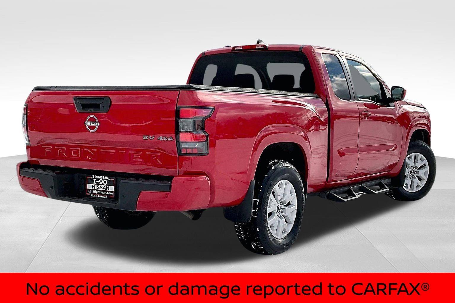 2022 Nissan Frontier King Cab photo 2