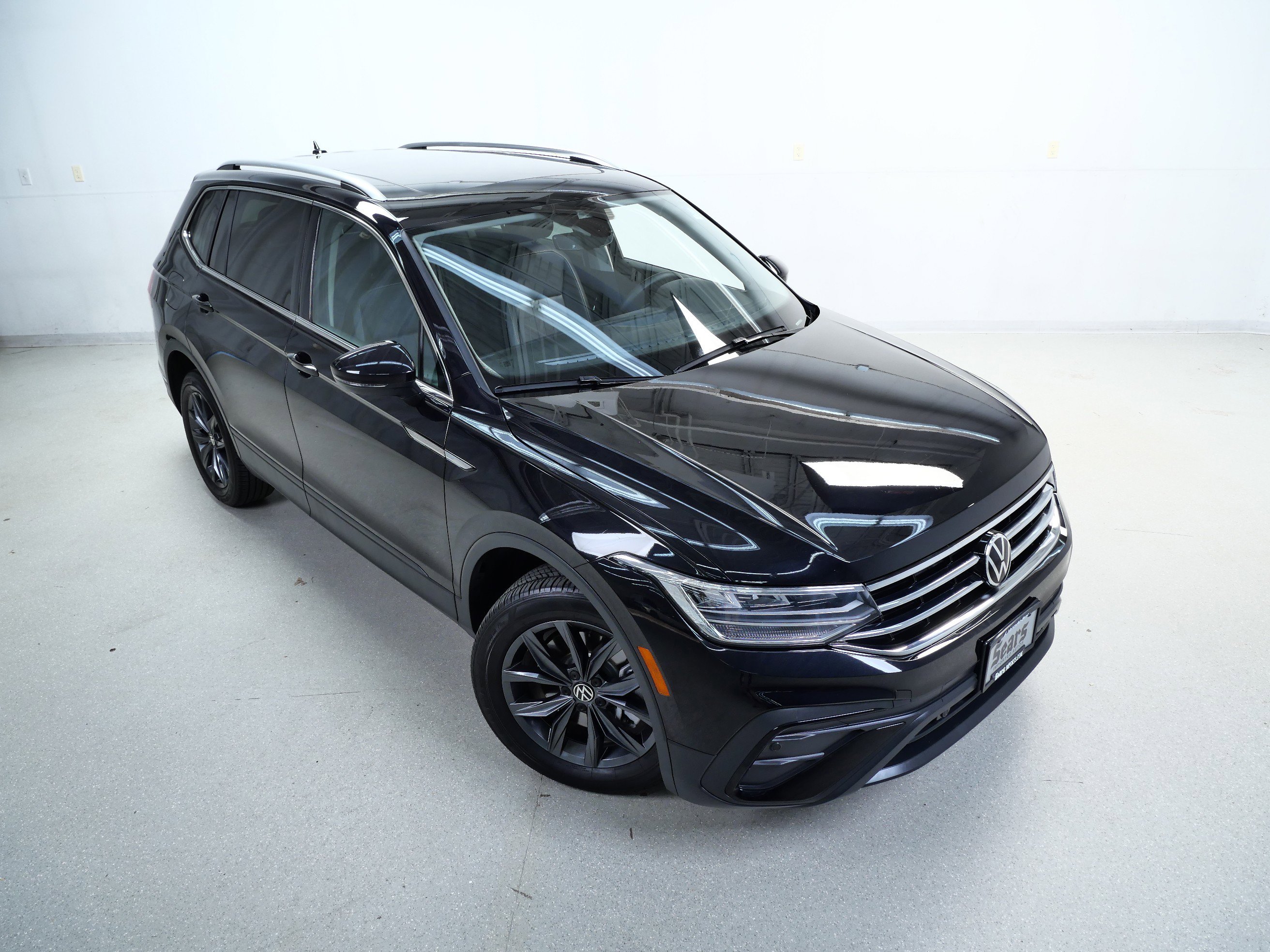 2022 Volkswagen Tiguan SE photo 4