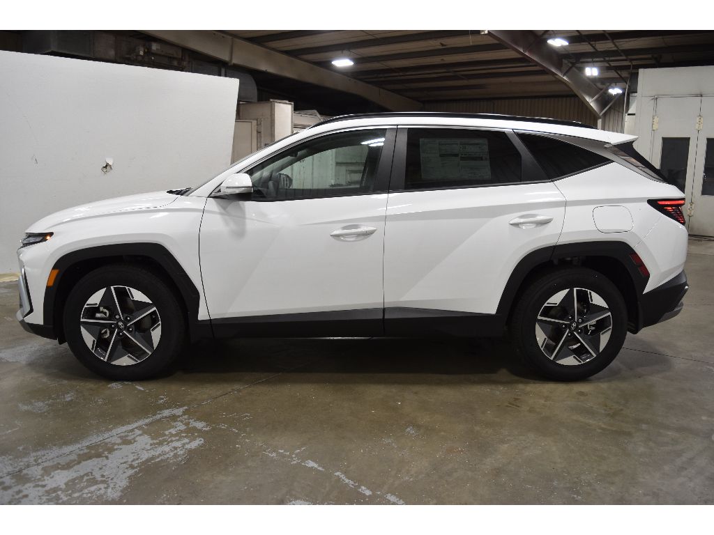2025 Hyundai Tucson SEL Convenience photo 4