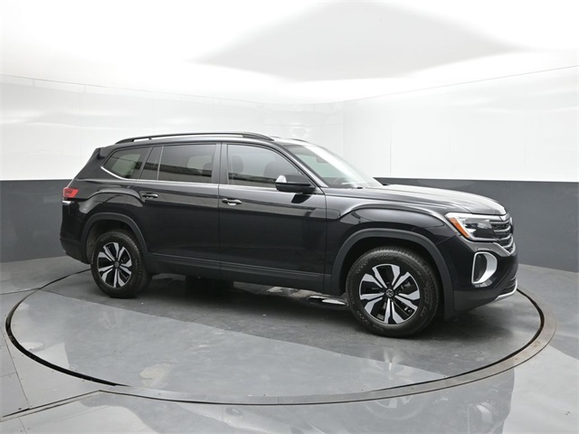 2026 Volkswagen Atlas SE photo 12